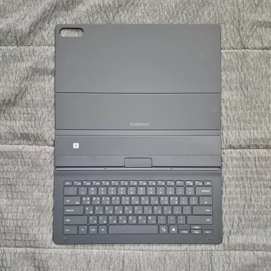 갤럭시탭 S11 울트라 슬림키보드북커버 (EF-DX930) 판매합니다