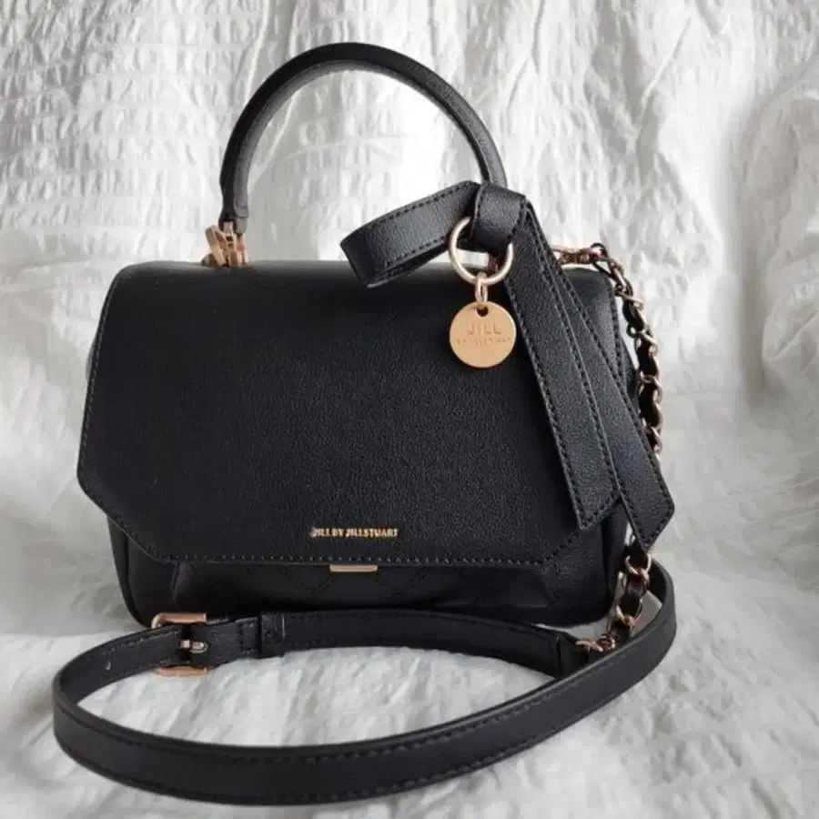 질바이질스튜어트 Bonnie Quilted Mini Satchel Bag 블랙
