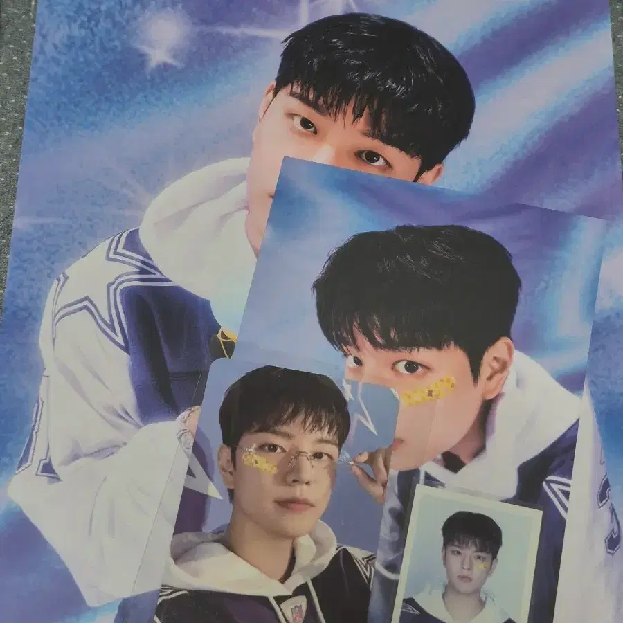 스트레이키즈 승민 2025 시즌그리팅 세트뒷면 검정색이라 생활기스 잘 보입니다문의 없으면 바로 구매해주시면 됩니다