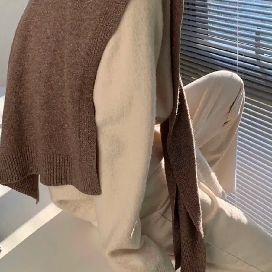 라룸 데일리숄 판매합니다(당일발송)