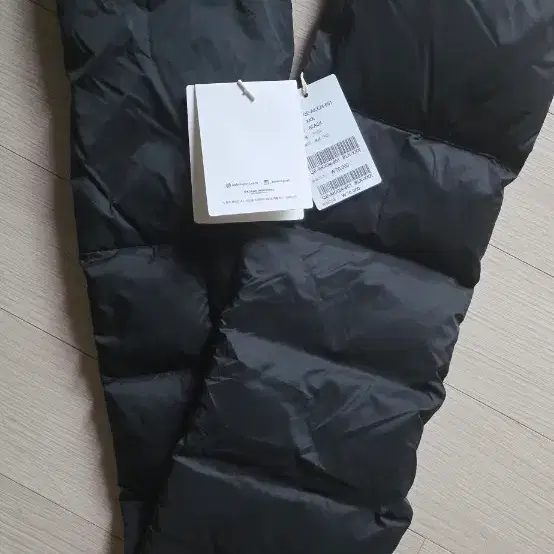 코오롱스포츠 패딩 목도리