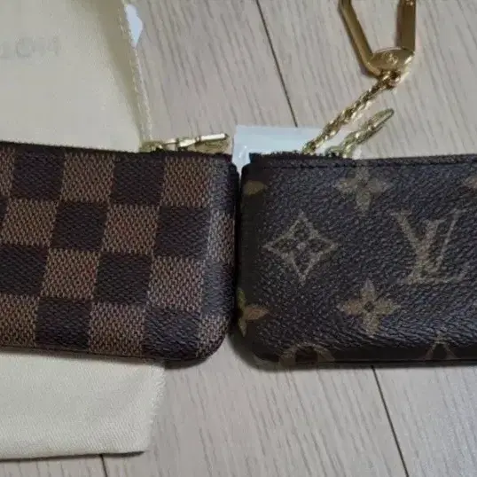 새거~루이비통 키파우치