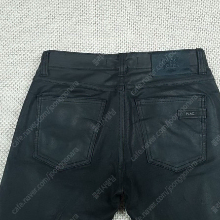 PLAC JEAN 블랙 코팅진 30