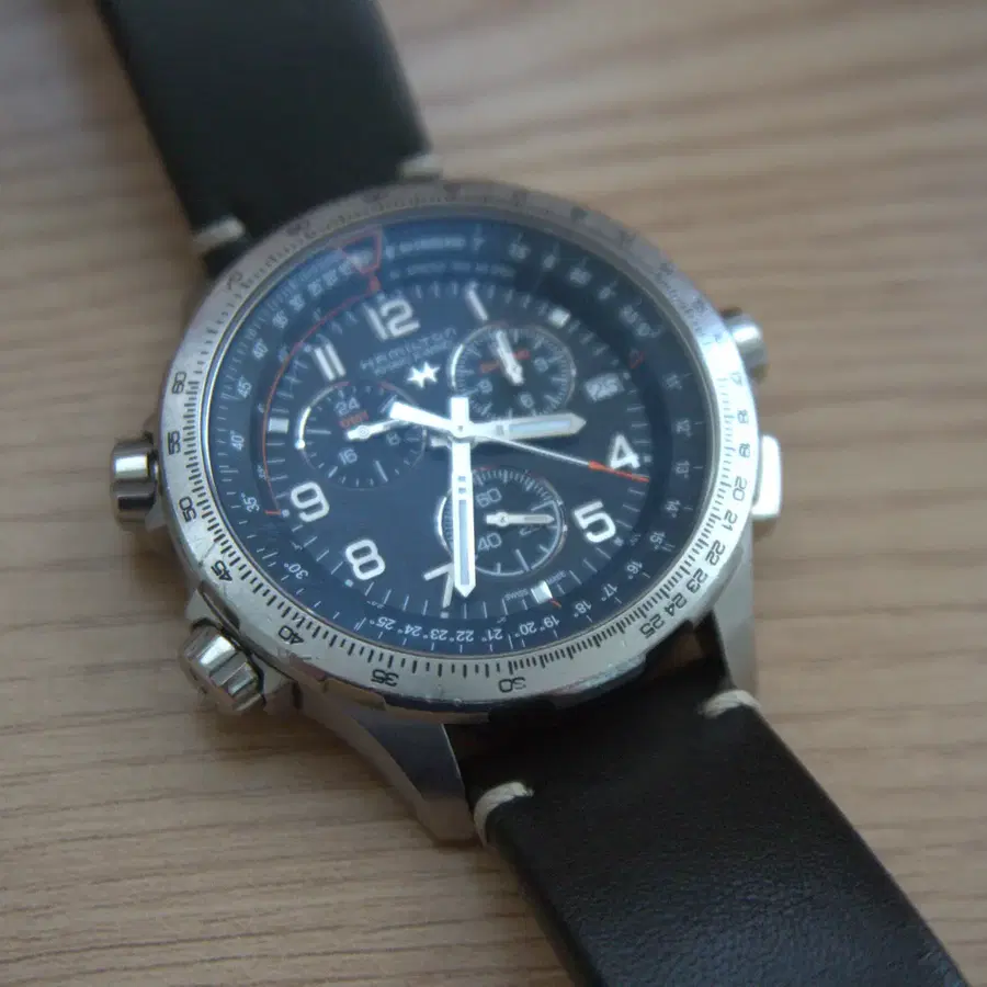 hamilton khaki aviation khaki x-wind watch