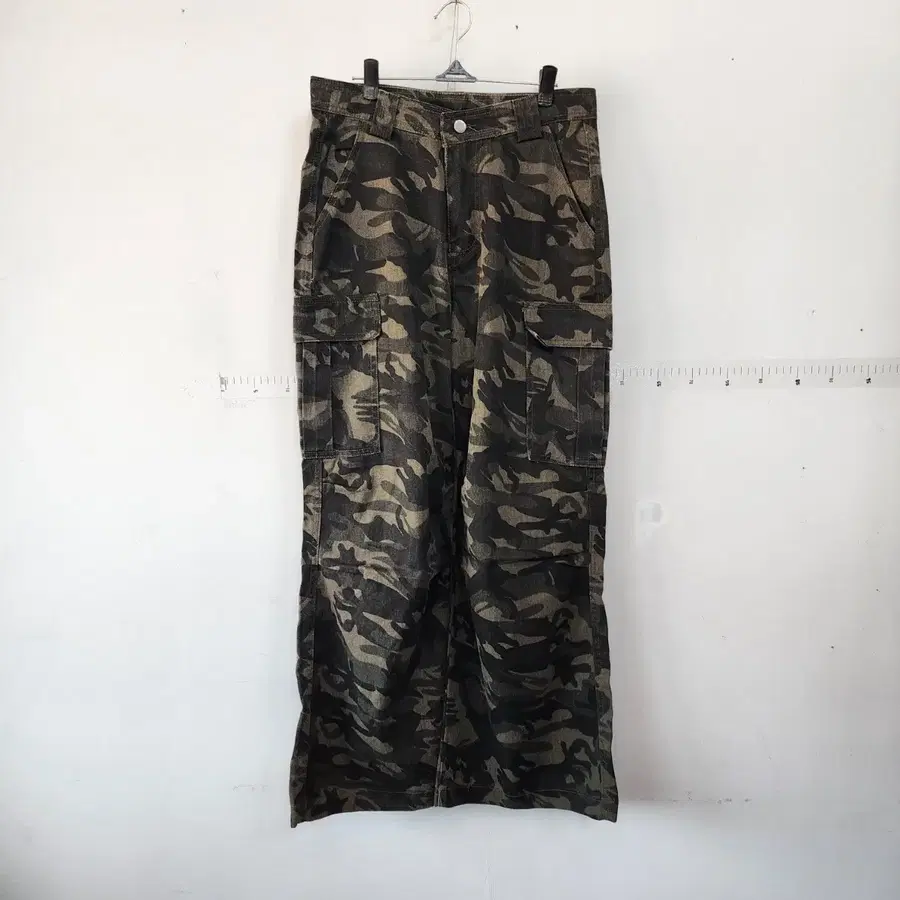 르니앤맥코이 카고바지