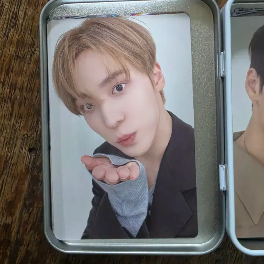 에이티즈 8주년 전시회 두두두 입장포카 윤호 양도 ateez yunho