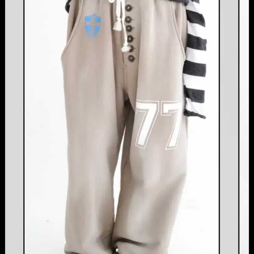 샵페어리 button jersey sweatpants cocoa