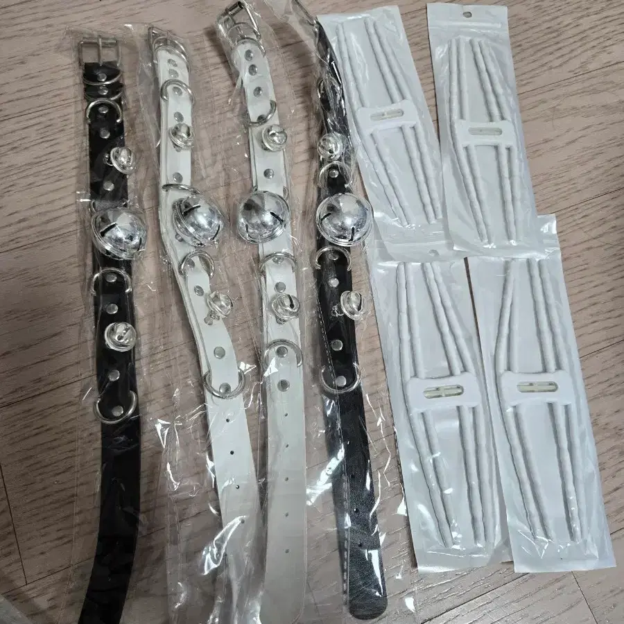 20cm 솜인형 목 방울 초커 뼈