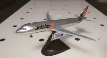 1/300 F-toys 에어버스 A320 Jetstar 일본 에어라인
