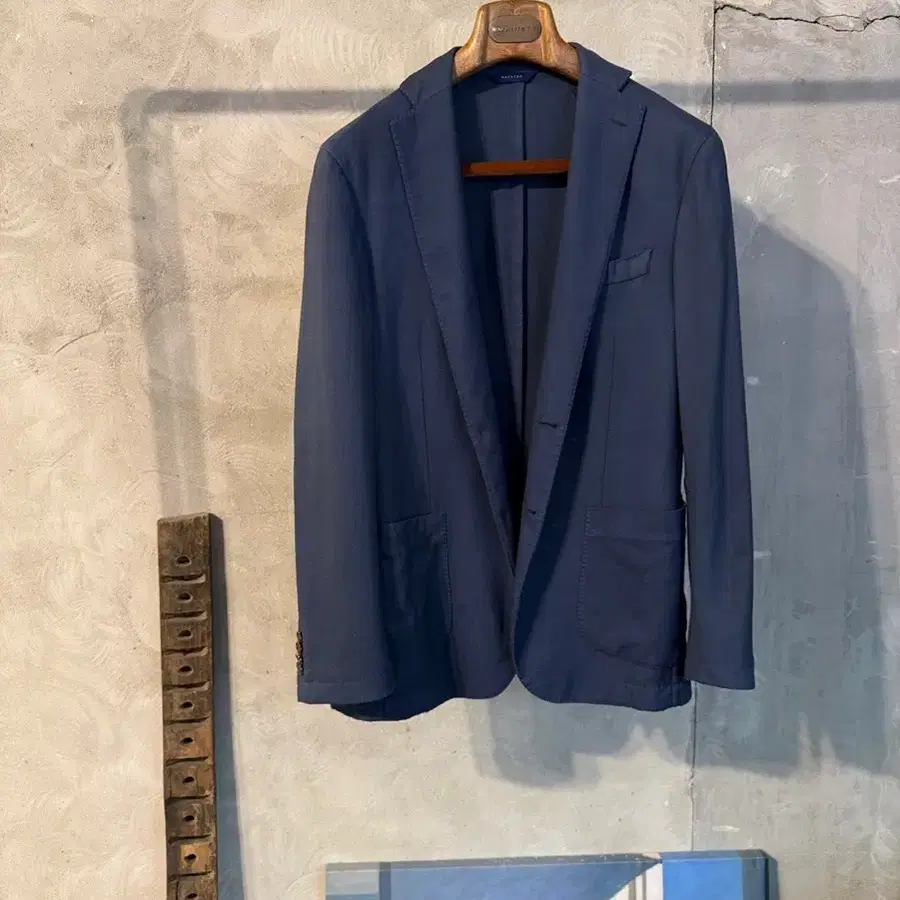 마에스트로 네이비 블레이저 남성100