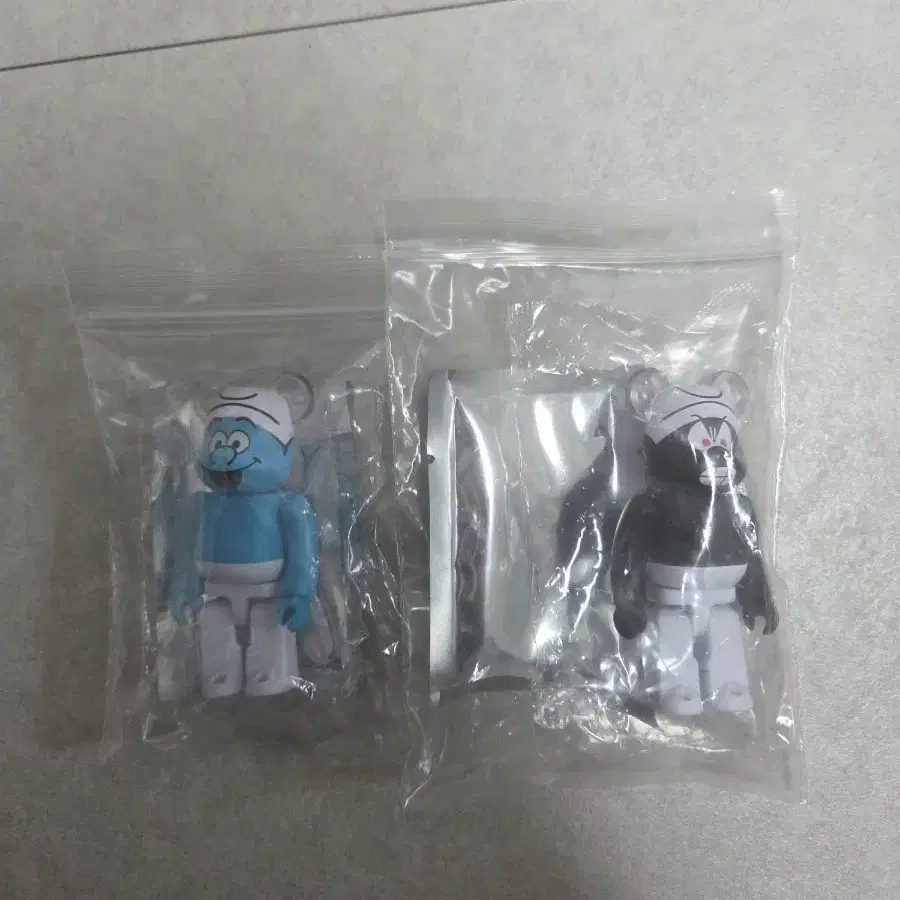 베어브릭 스머프 / 블랙 2종 세트