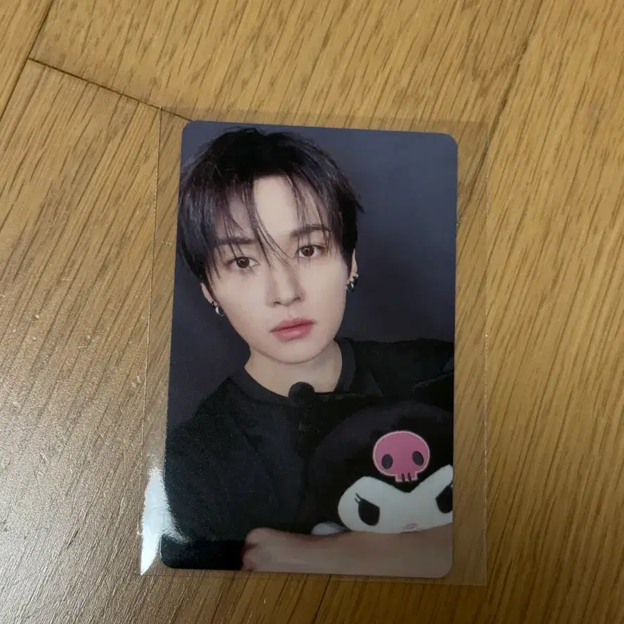스트레이키즈 스키즈 산리오 포카 리노 리빗 straykids skz sanrio pc photocard leeknow leebit