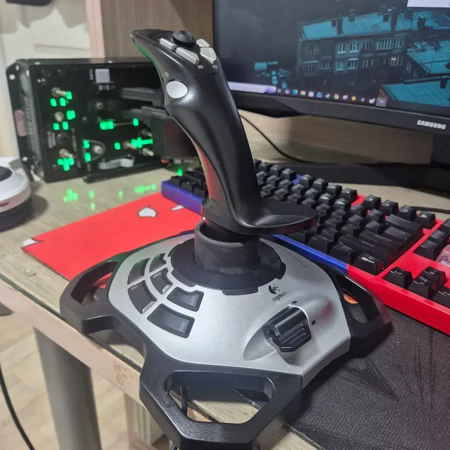 로지텍 익스트림 3D 프로 조이스틱 (Extreme 3D pro)