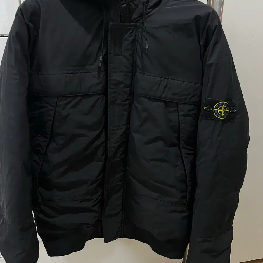 스톤아일랜드 덕다운 후드패딩 XL