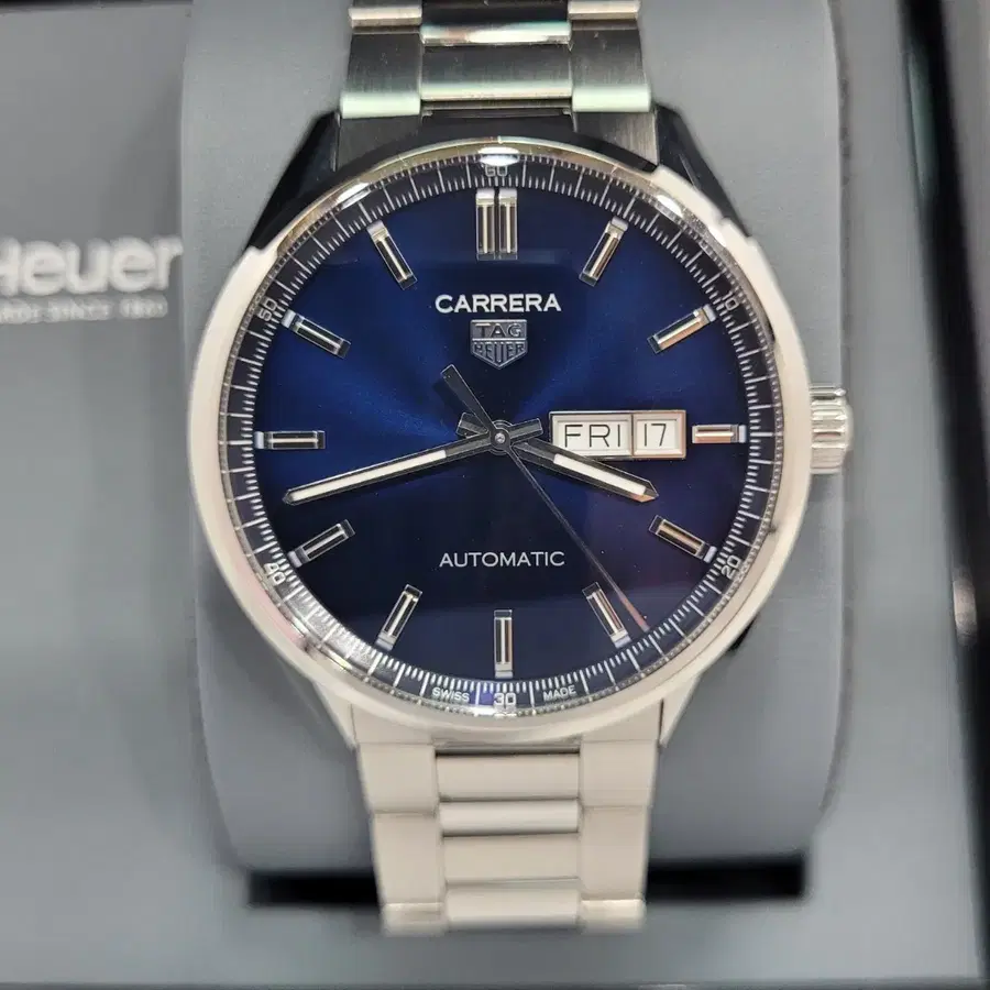 태그호이어 까레라 칼리버5 오토매틱 블루 41mm