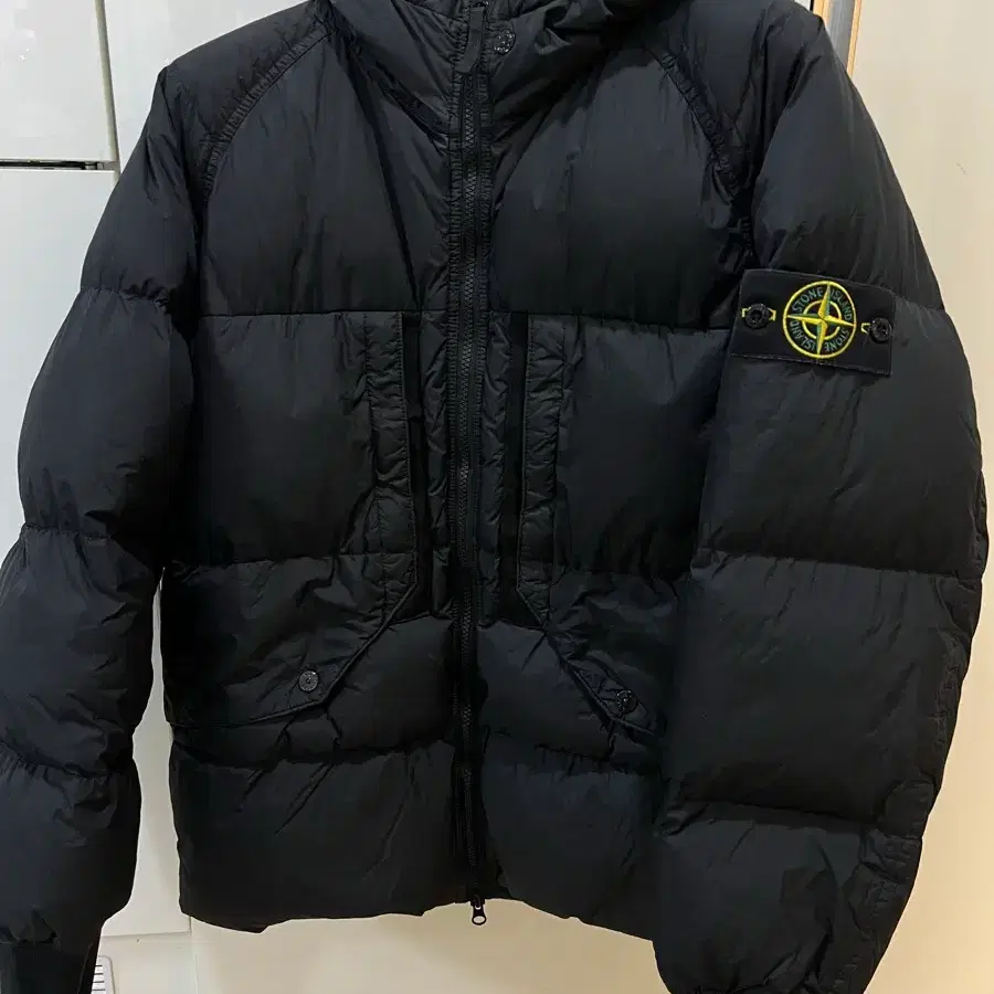 24fw 스톤아일랜드 크링클랩스 패딩 100~105 (새상품급)