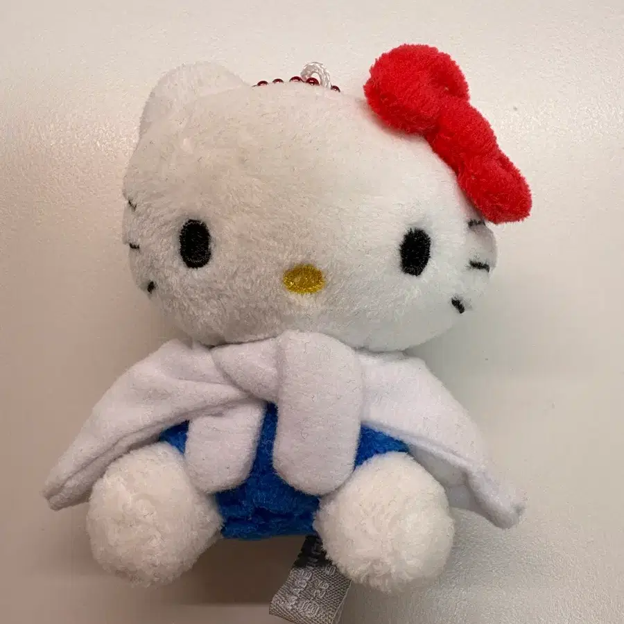 [헬로키티] 망토 인형 키링
