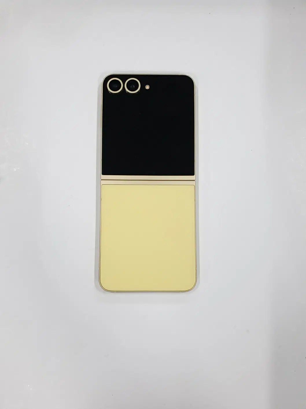 Galaxy Z Flip6 Yellow (5049)