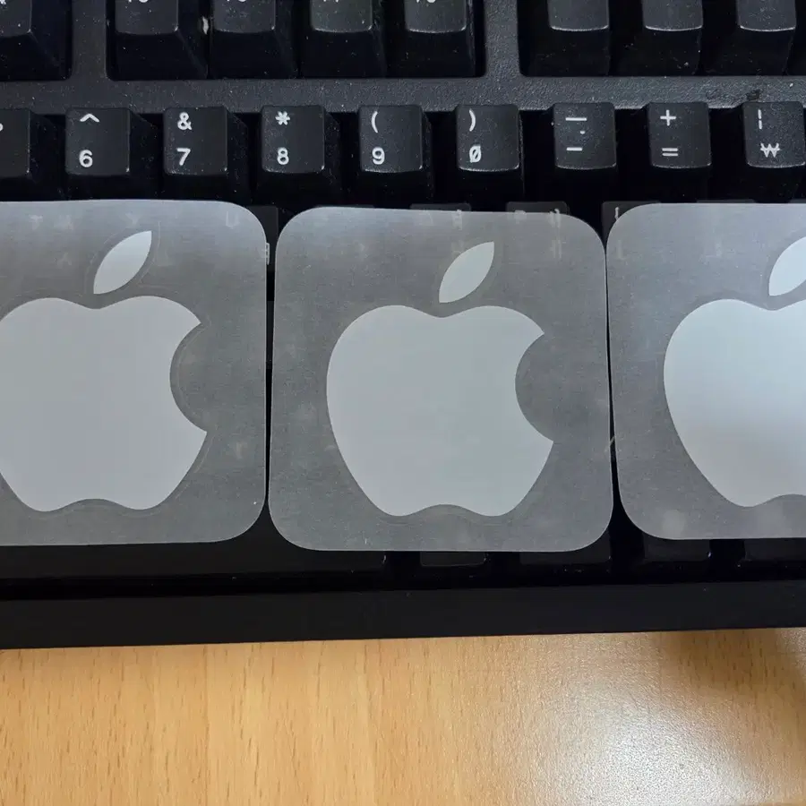 [3장 일괄] Apple 애플 로고 사과 스티커 아이폰 애플 사과 스티커 입니다.