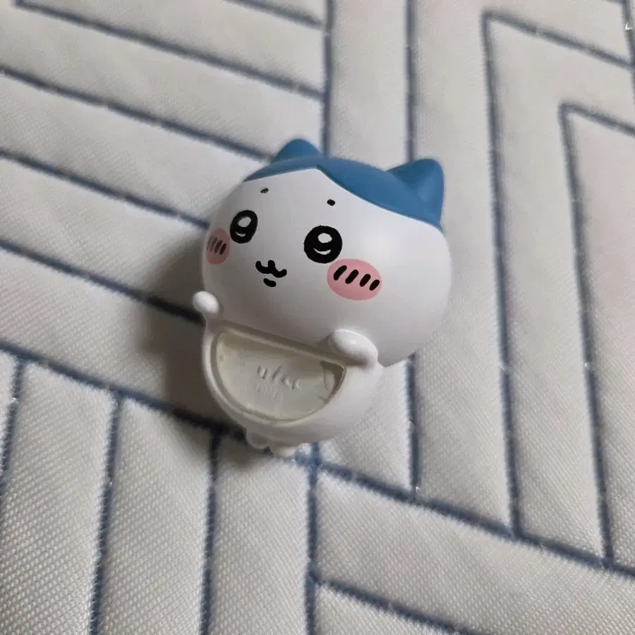 치이카와 히퍼 하치와레 팝니다