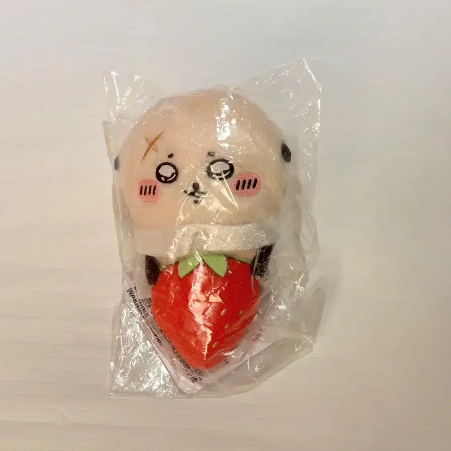 치이카와 딸기 랏코 데스크 인형