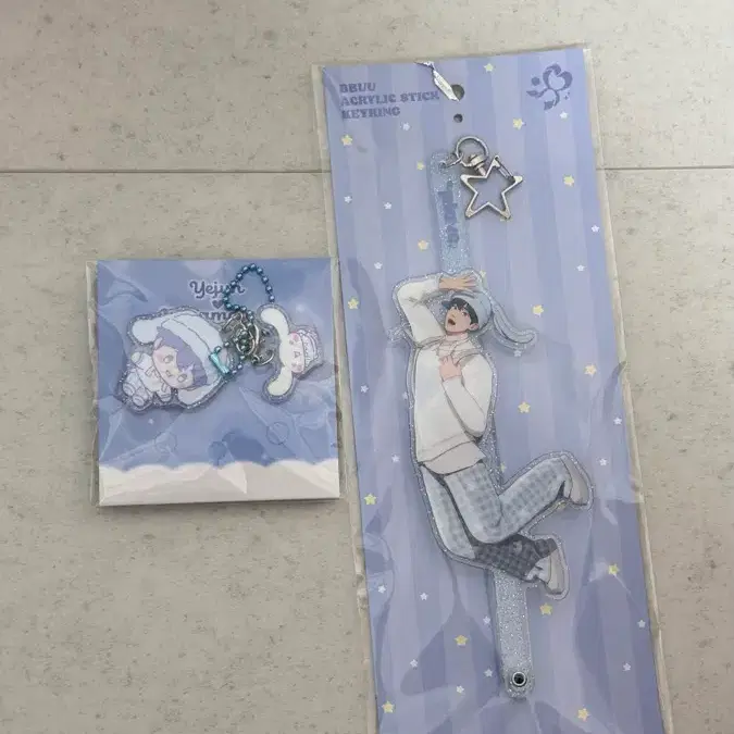플레이브 예준 뿌 아크릴 스틱 키링 메지루시