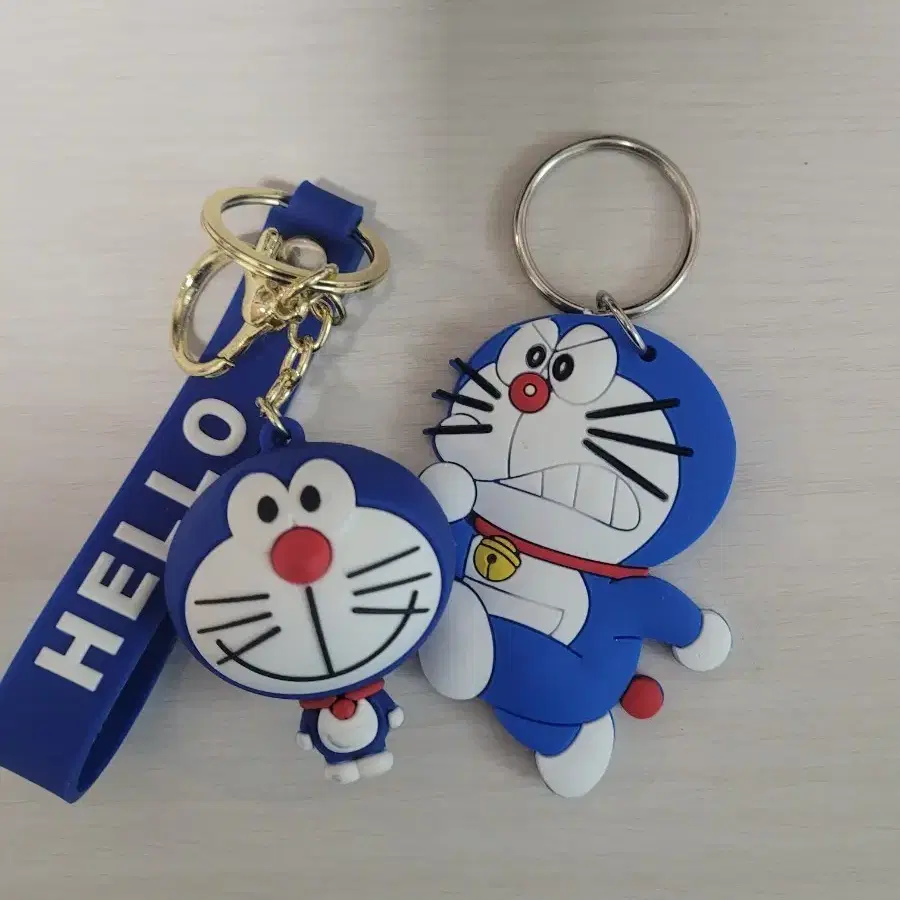 도라에몽 키링 2개 세트