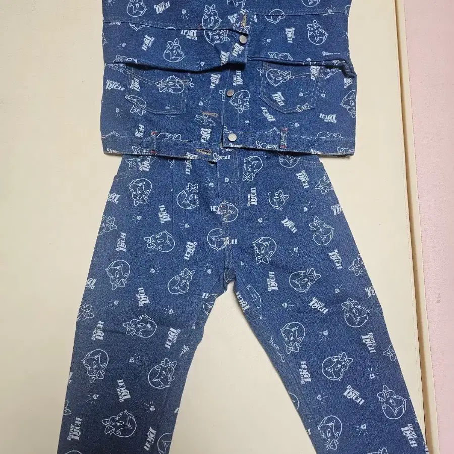 로아앤조이데님 셋업  130