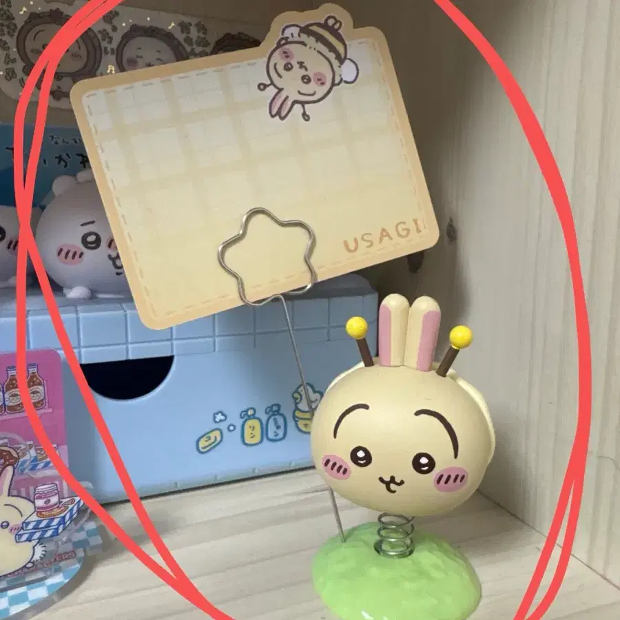 먼작귀 치이카와 꿀벌 스프링 피규어 메모꽂이