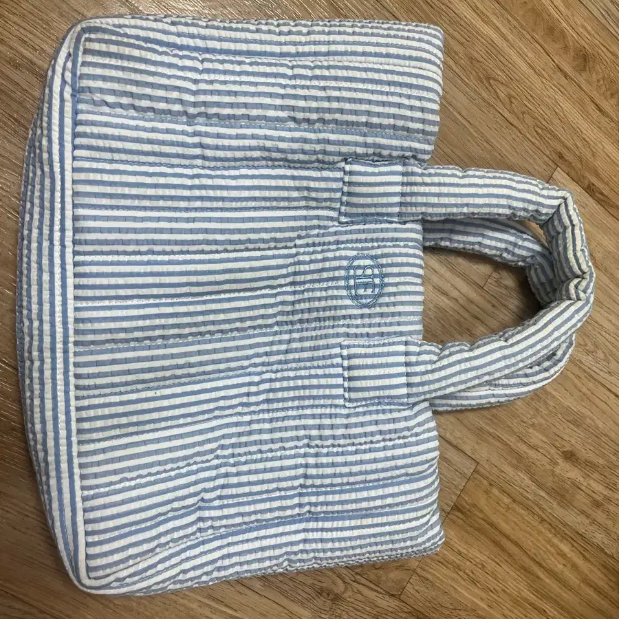 시엔느 패딩백