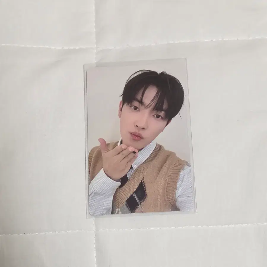 에이티즈 8주년 전시회 입장 포카 홍중 Ateez 8th Birthday Hongjoong poca