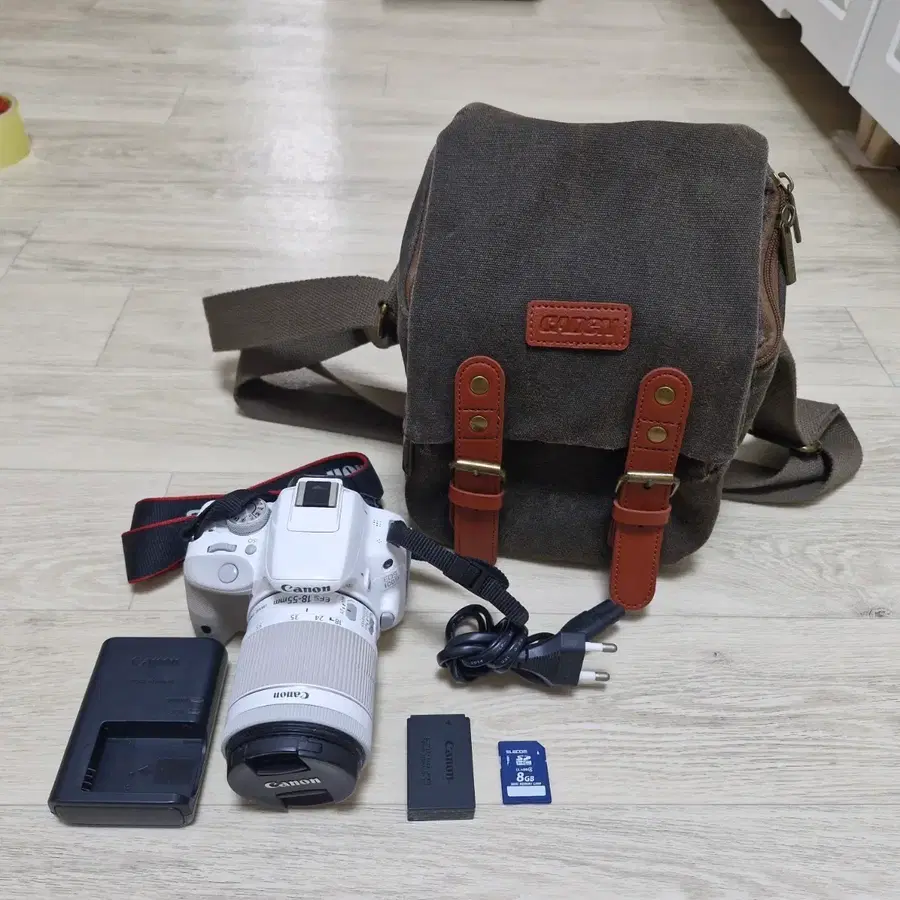 캐논 EOS 100D 화이트 카메라