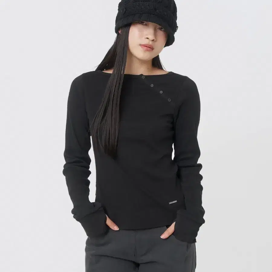 미세키서울 Slash button long sleeves BLACK