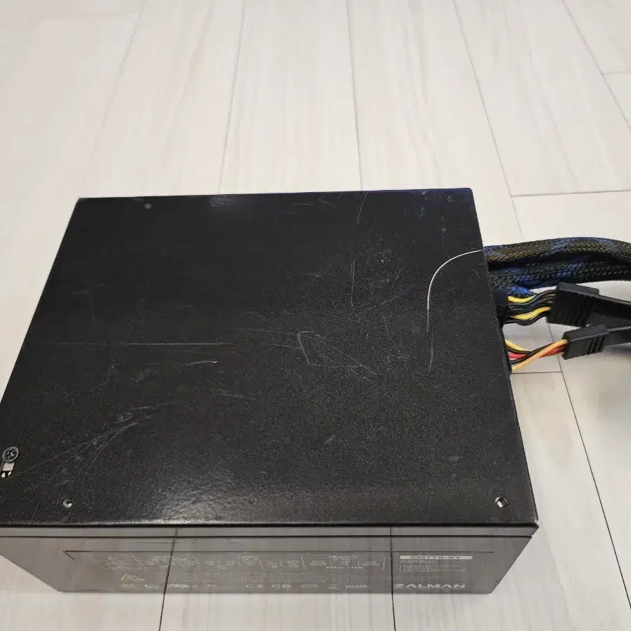 잘만 ZM770-XT 770W + 80w 브론즈