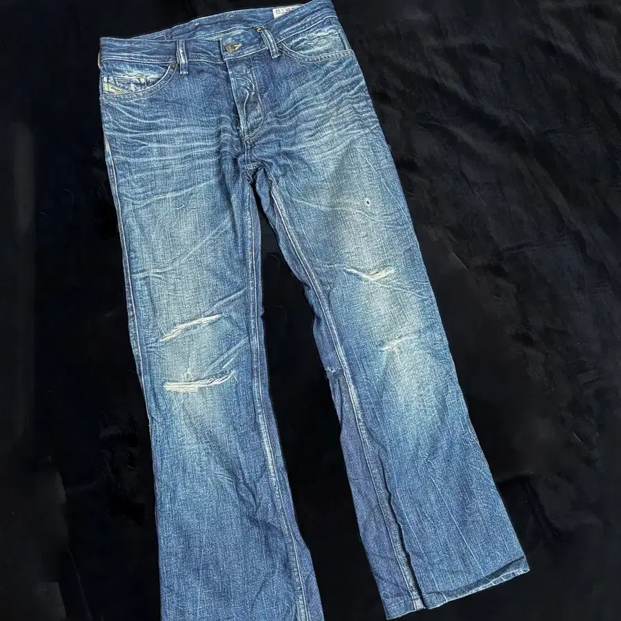 DIESEL 루키 오리지널 워시 008SS 이탈리아제 디스트레스드 부츠컷
