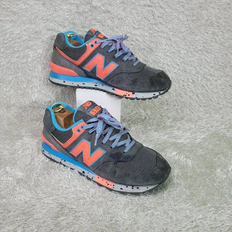 260 뉴발란스 574 90s 아웃도어 스니커즈