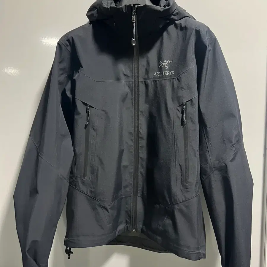 [정품] 아크테릭스(ARC'TERYX) 제타 AR 고어텍스 하드쉘 블랙