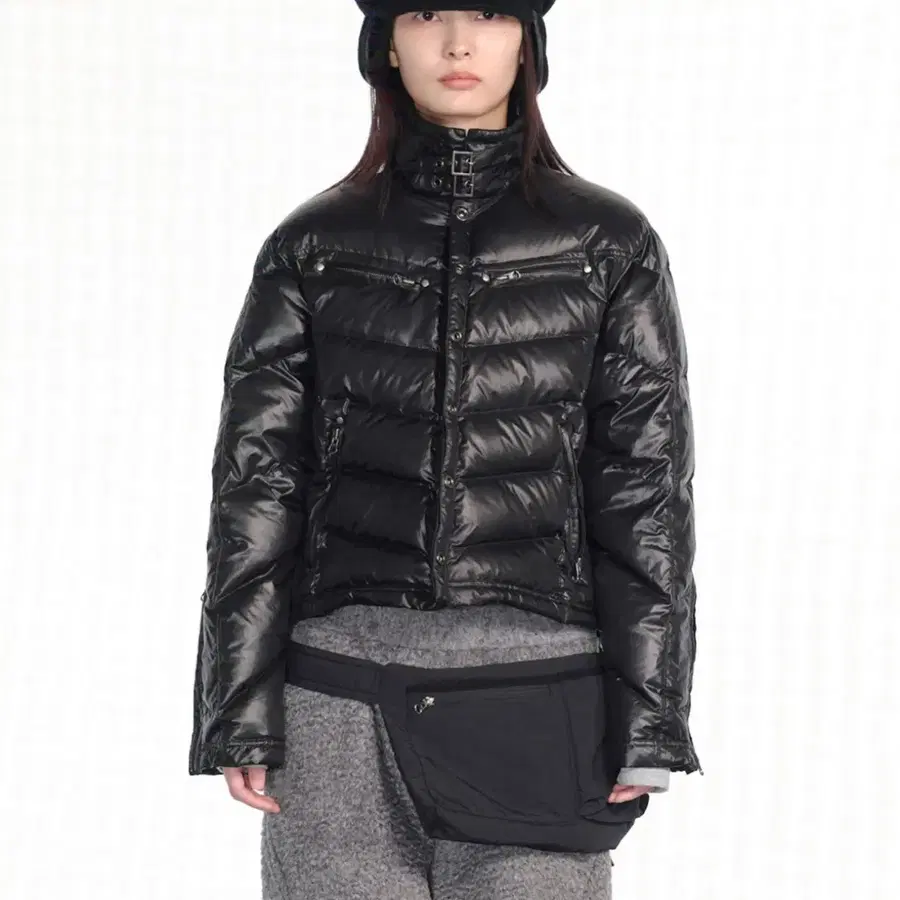 세릭 패딩 BUCKLE SCAR DOWN JACKET / BLACK