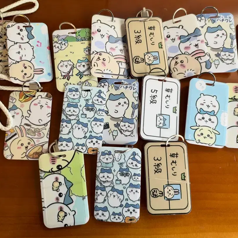 먼작귀(치이카와) 카드홀더 (우사기/모몽가/하치와레/랏코)