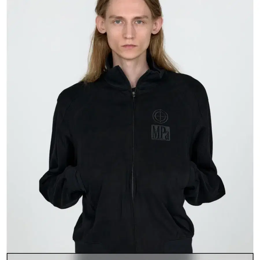 [L]플라스틱 프로덕트-Mpa contrast zipped jacket(black)