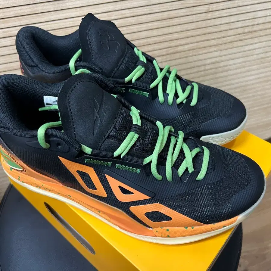 SPO Game1 Low (KR280) 검정/주황 판매합니다.