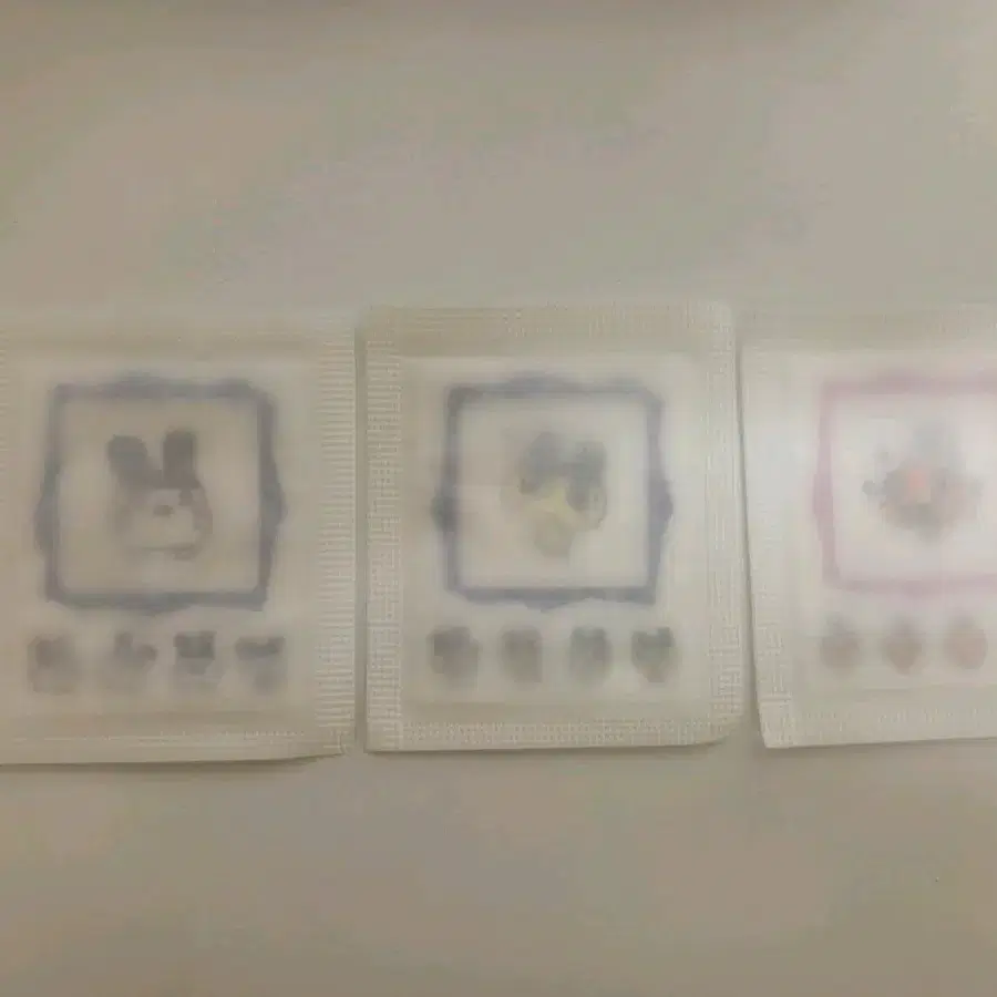 다마고치 띠부씰