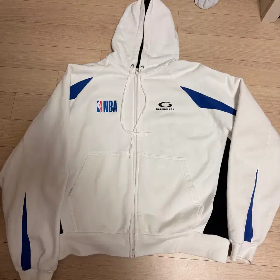 발렌시아가 NBA콜라보 오버사이즈 후드집업 M사이즈