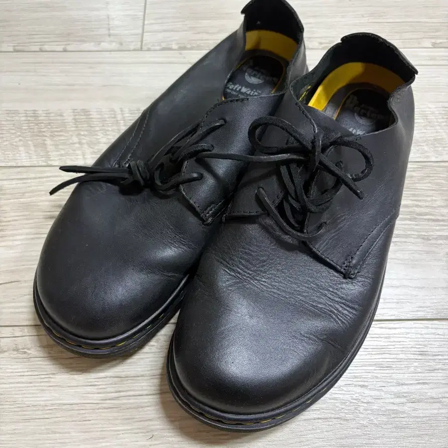 닥터마틴 엘스필드 블랙 270