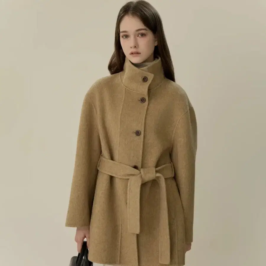 엘리오티 Handmade Wool Half Robe Coat