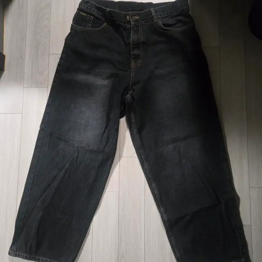 DWARF DENIM PANTS (BLACK)