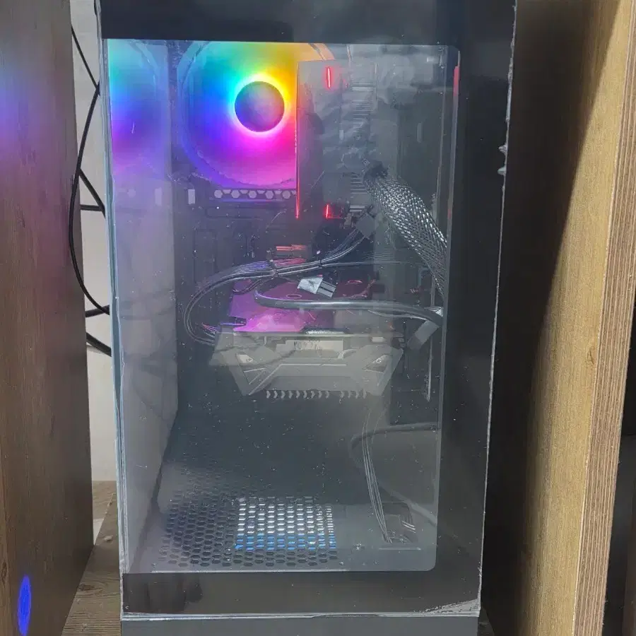 AMD 라이젠5 5600X 게이밍 컴퓨터 본체