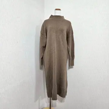 LEPSIM 니트 원피스 브라운 롱 하이넥 슬릿 루즈핏