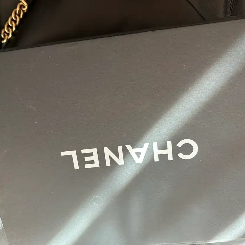 샤넬 캐비어 블랙 백 사진 5