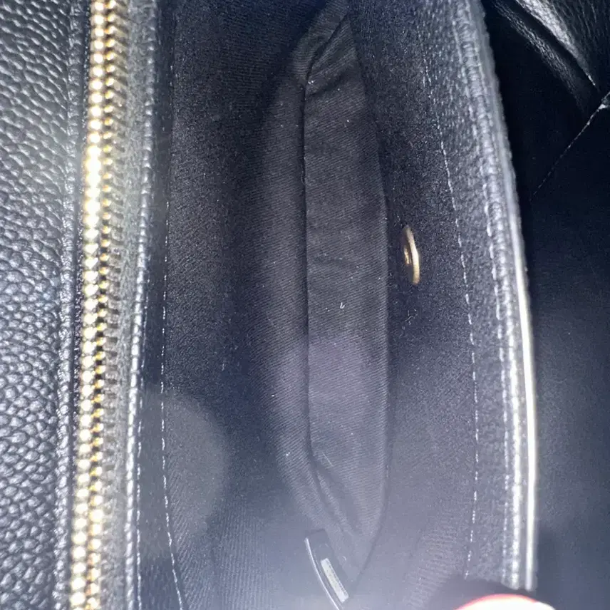 샤넬 캐비어 블랙 백 사진 8